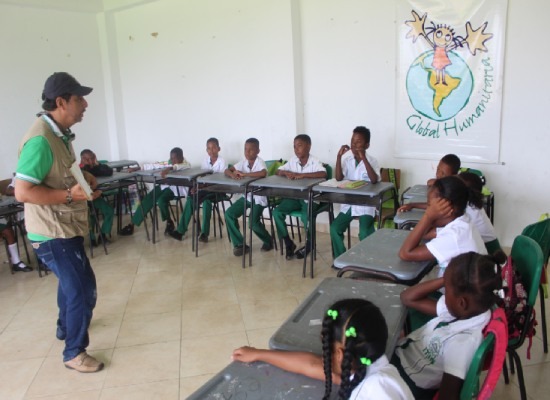 Niños de Tumaco en charlas de resolución de conflictos